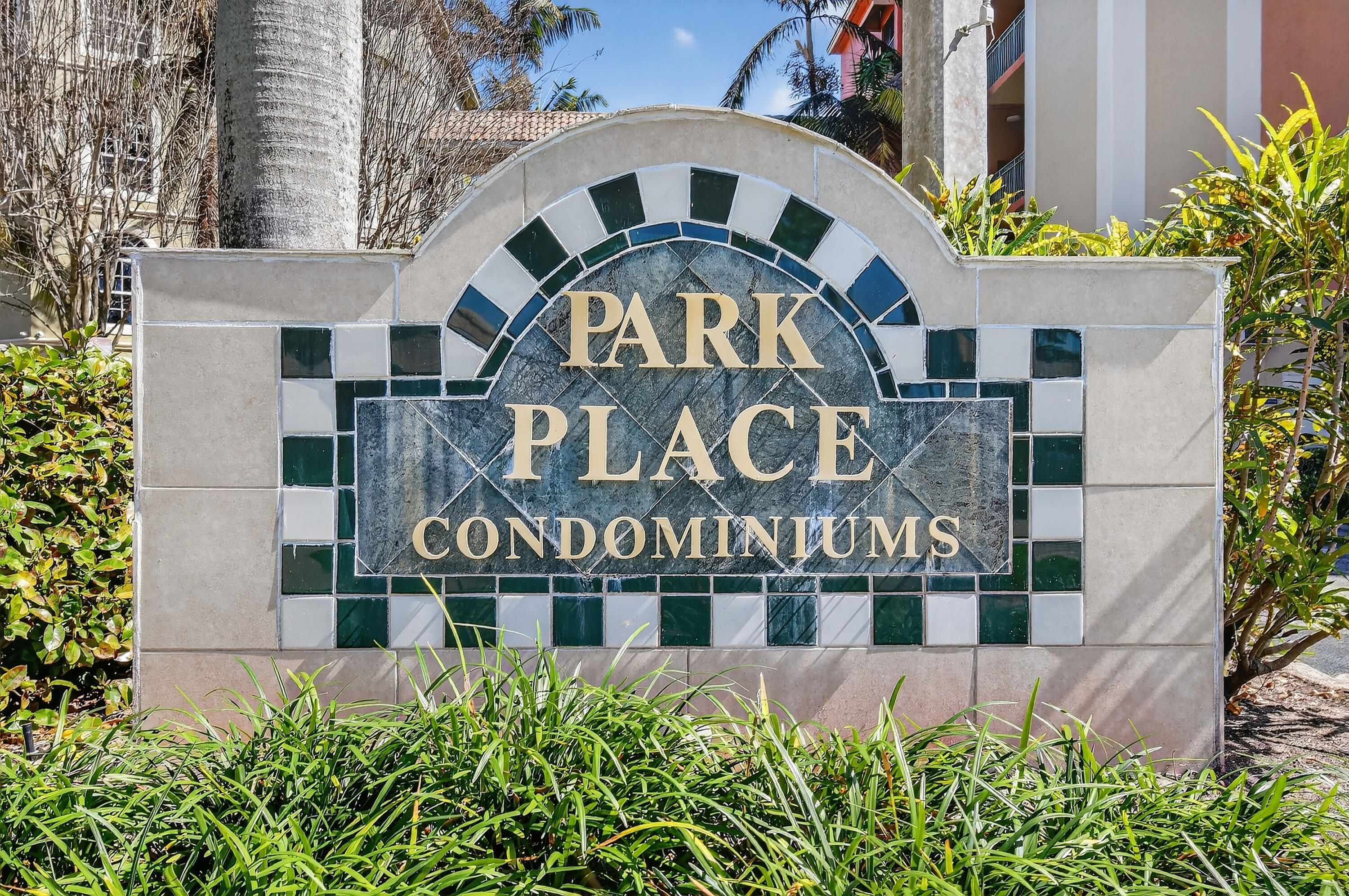 PARK PLACE CONDO - Residential