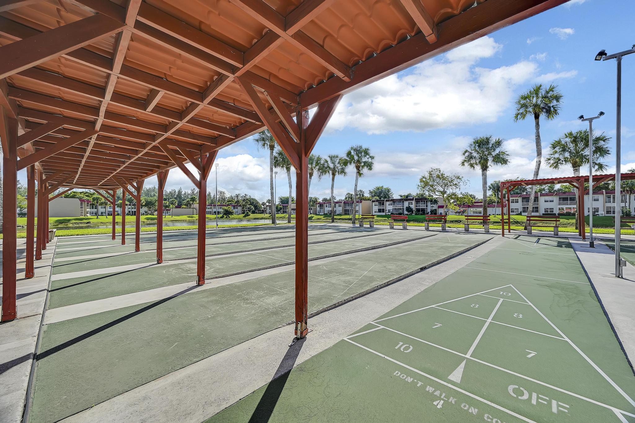 GOLDEN LAKES VILLAGE CONDO 1 THRU 13-A - Residential