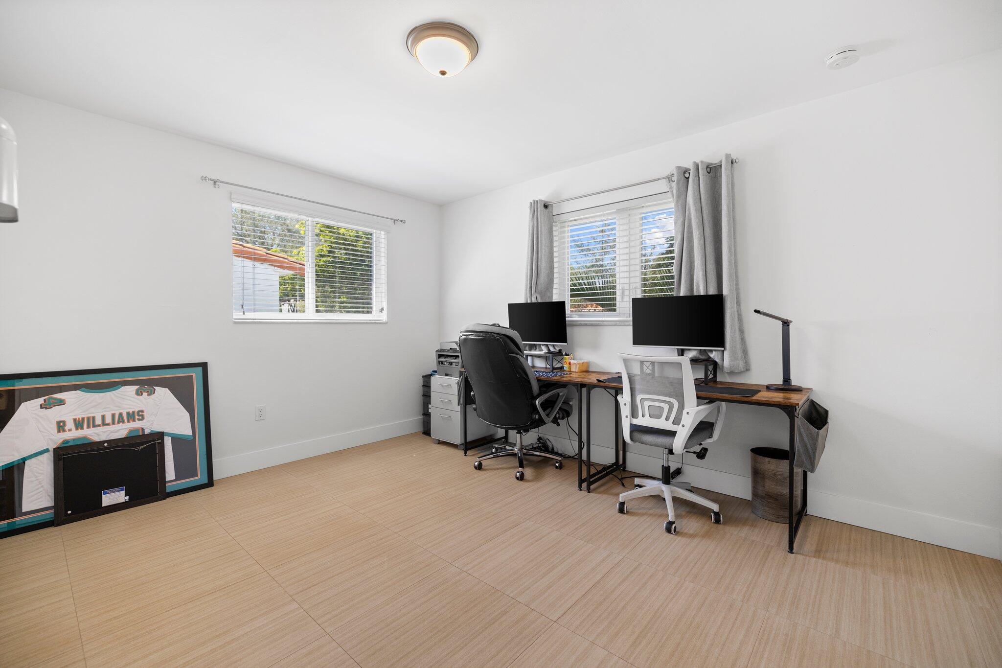 CORAL GABLES GRANADA SEC - Residential Lease