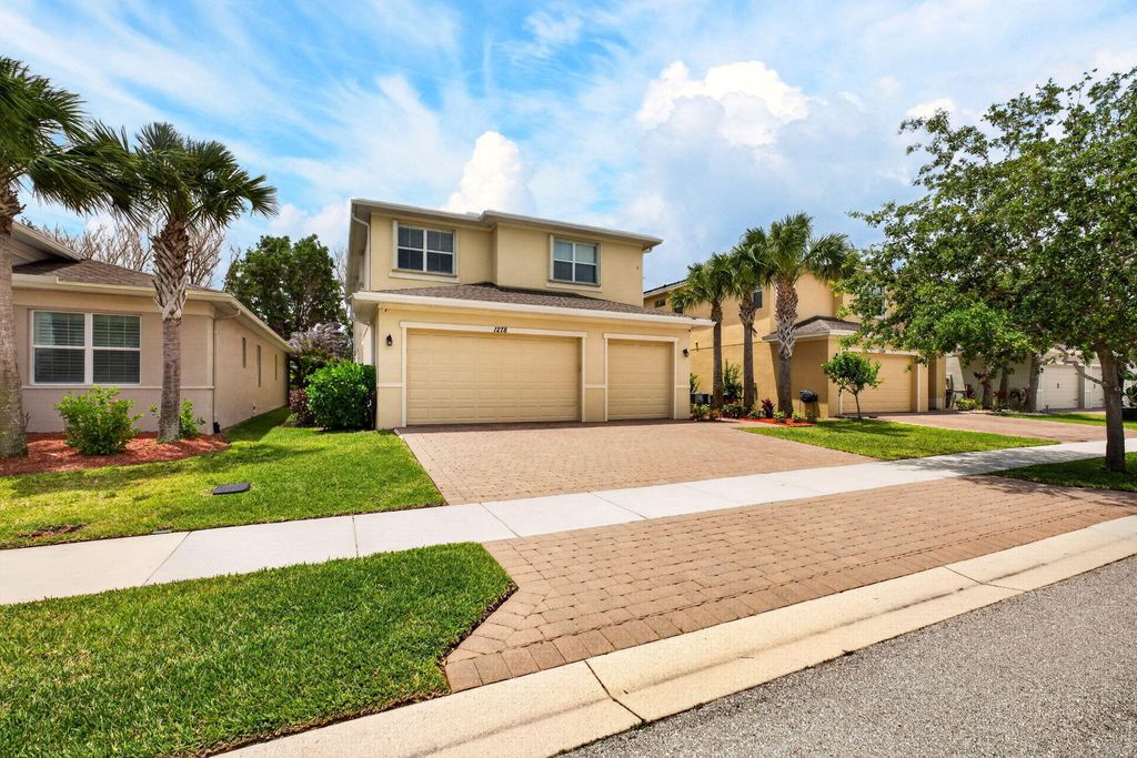 Photo of 1278 NW Leonardo Circle, Port Saint Lucie, FL 34986 (MLS # B26025116)