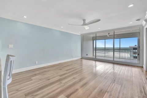 Tiny photo for 911 Ocean Drive #704, Juno Beach, FL 33408 (MLS # B26090699)