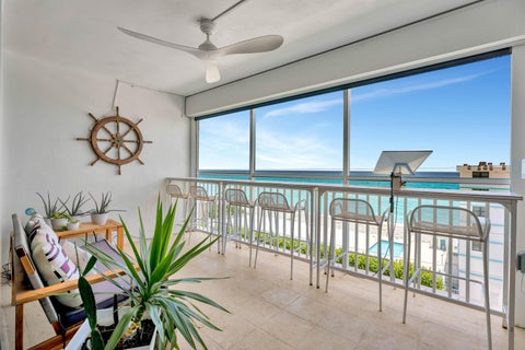 Tiny photo for 911 Ocean Drive #704, Juno Beach, FL 33408 (MLS # B26090699)