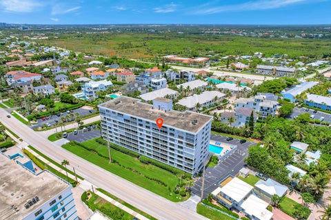 Tiny photo for 911 Ocean Drive #704, Juno Beach, FL 33408 (MLS # B26090699)