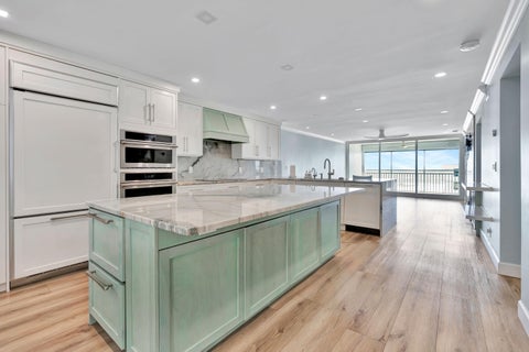 Tiny photo for 911 Ocean Drive #704, Juno Beach, FL 33408 (MLS # B26090699)