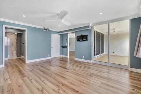 Tiny photo for 911 Ocean Drive #704, Juno Beach, FL 33408 (MLS # B26090699)
