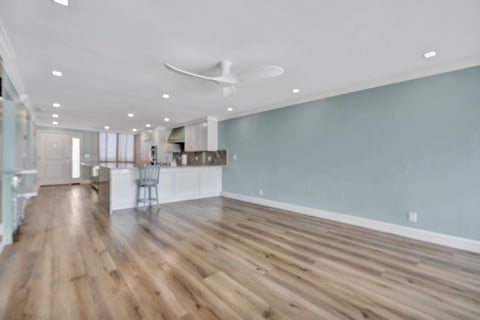 Tiny photo for 911 Ocean Drive #704, Juno Beach, FL 33408 (MLS # B26090699)