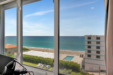 Tiny photo for 911 Ocean Drive #704, Juno Beach, FL 33408 (MLS # B26090699)