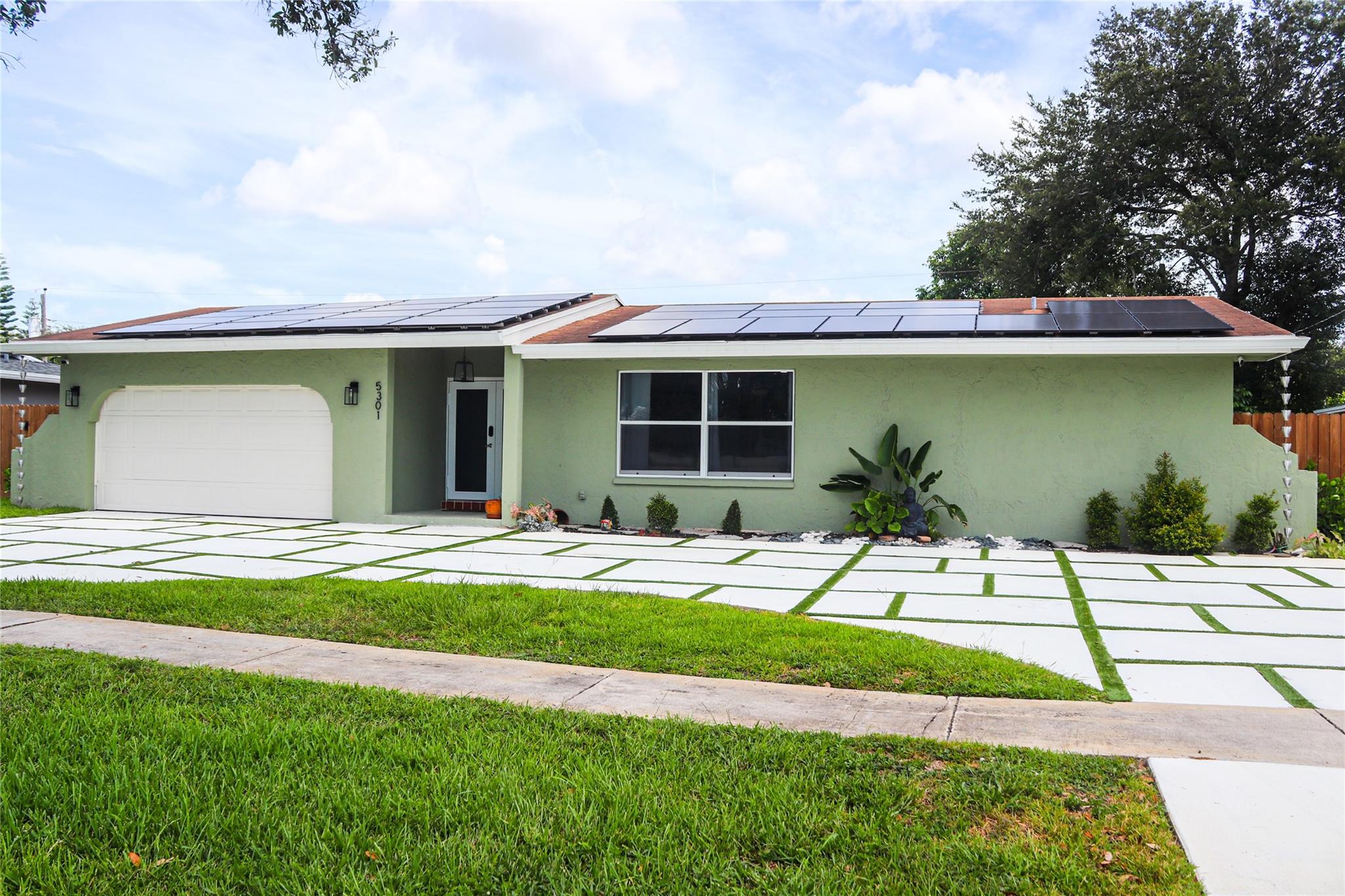 View Plantation, FL 33317 house