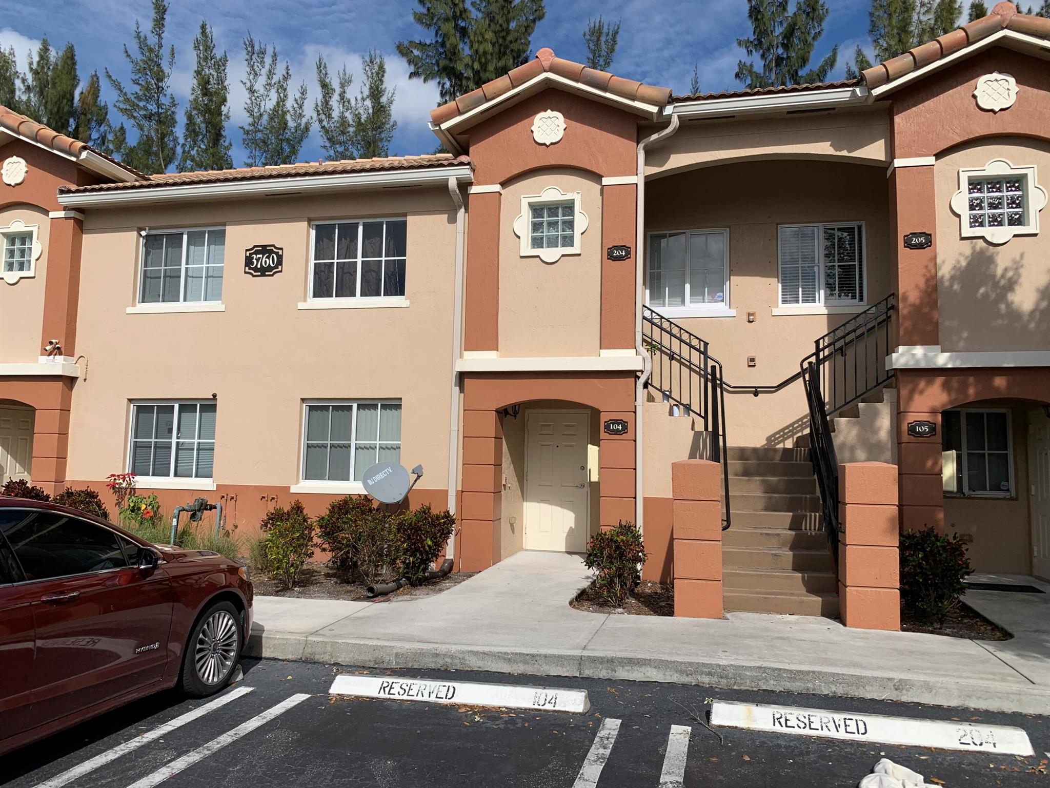 2 bedroom condo close to Fl. Turnpike and shopping areas. Gorgeous layout with plenty of sunlight. This gated community will provide you with a prime location for schools, shopping and restaurants. Will not be disappointed. Small pets welcome. Quick move in!