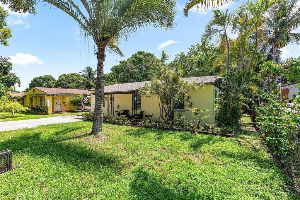 Photo of 3108 Clyde Road, West Palm Beach, FL 33405 (MLS # R11109551)