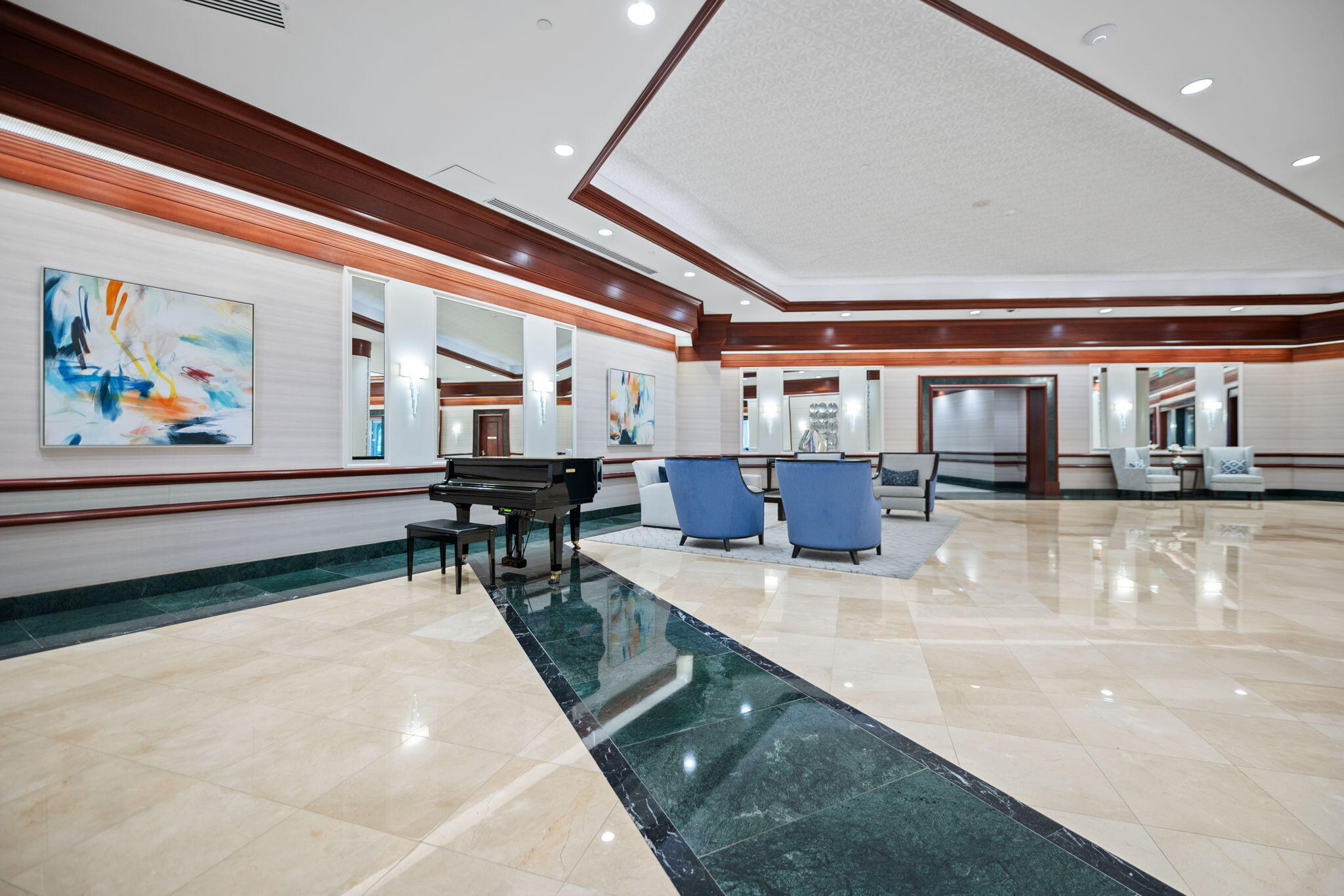 LHERMITAGE II CONDOMINIUM - Residential