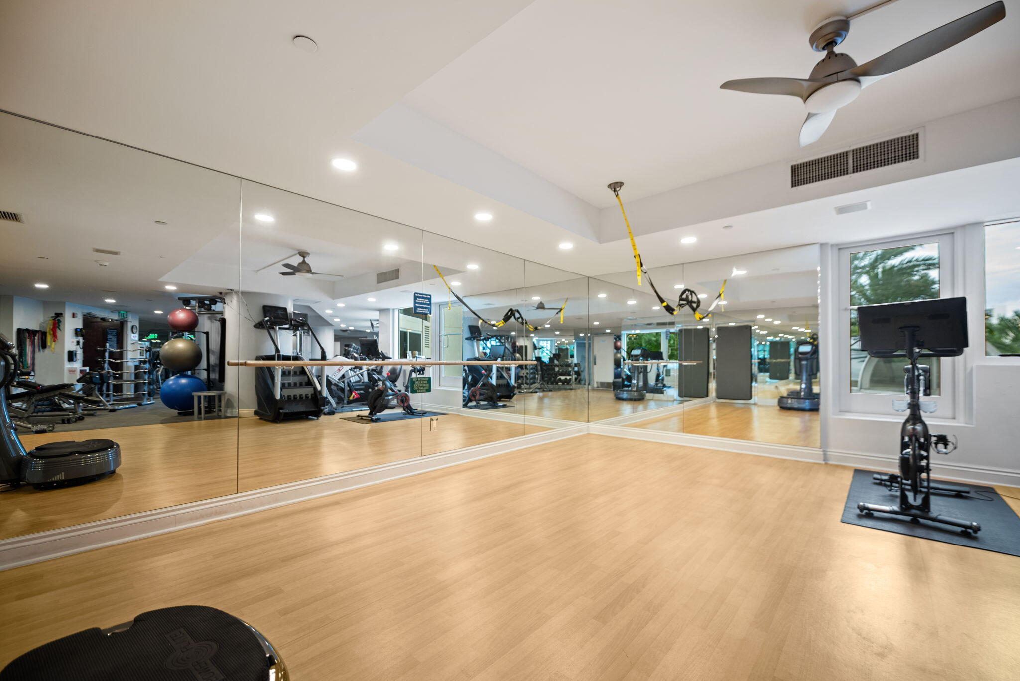 LHERMITAGE II CONDOMINIUM - Residential