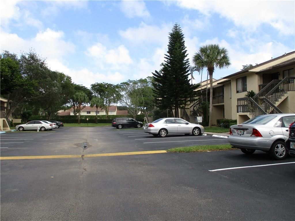 Photo of 6550 Somerset Drive #207, Boca Raton, FL 33433 (MLS # F10506115)