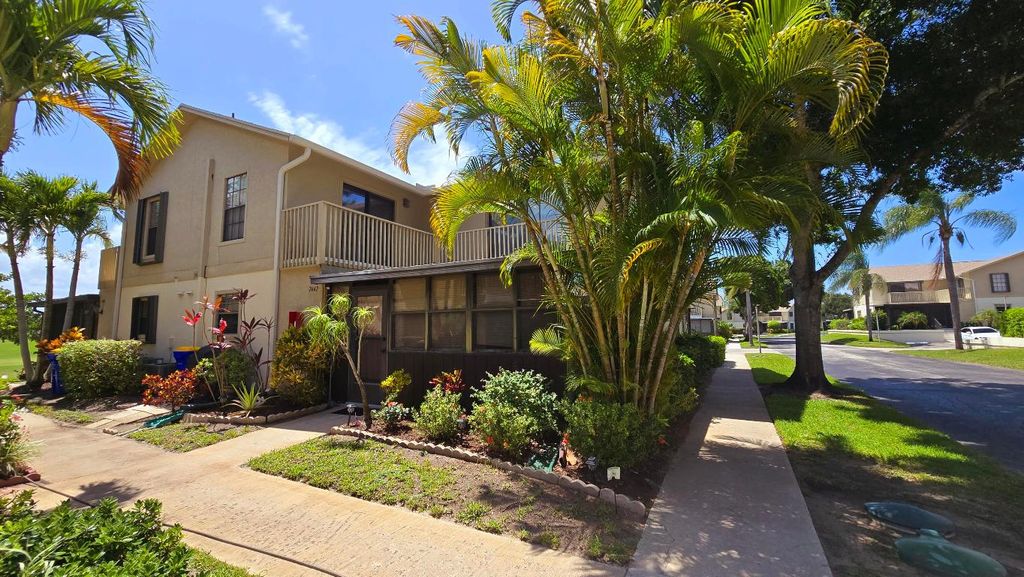 Photo of 7442 SE Jamestown Terrace, Hobe Sound, FL 33455 (MLS # R10989155)