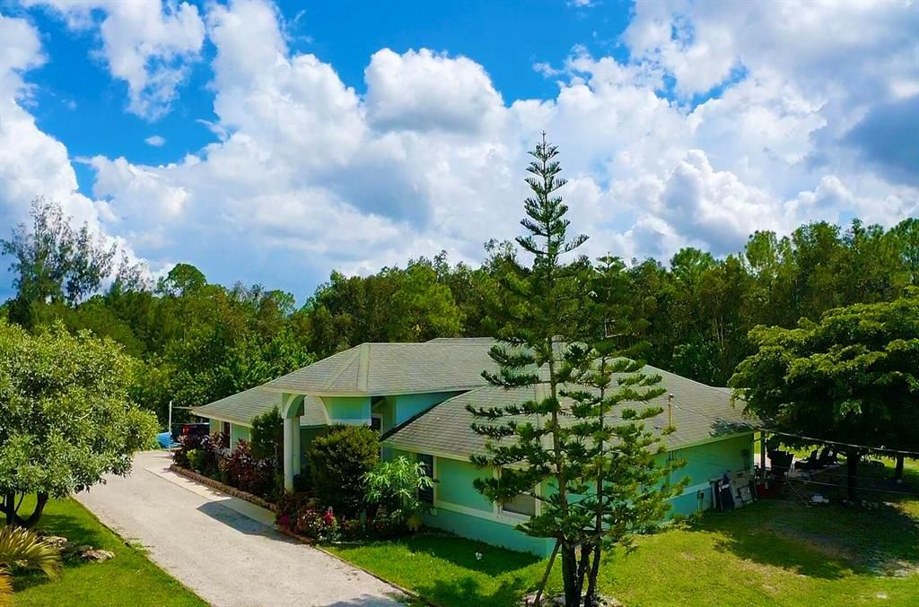 Photo of 16704 84th Court N, Loxahatchee, FL 33470 (MLS # R10745571)