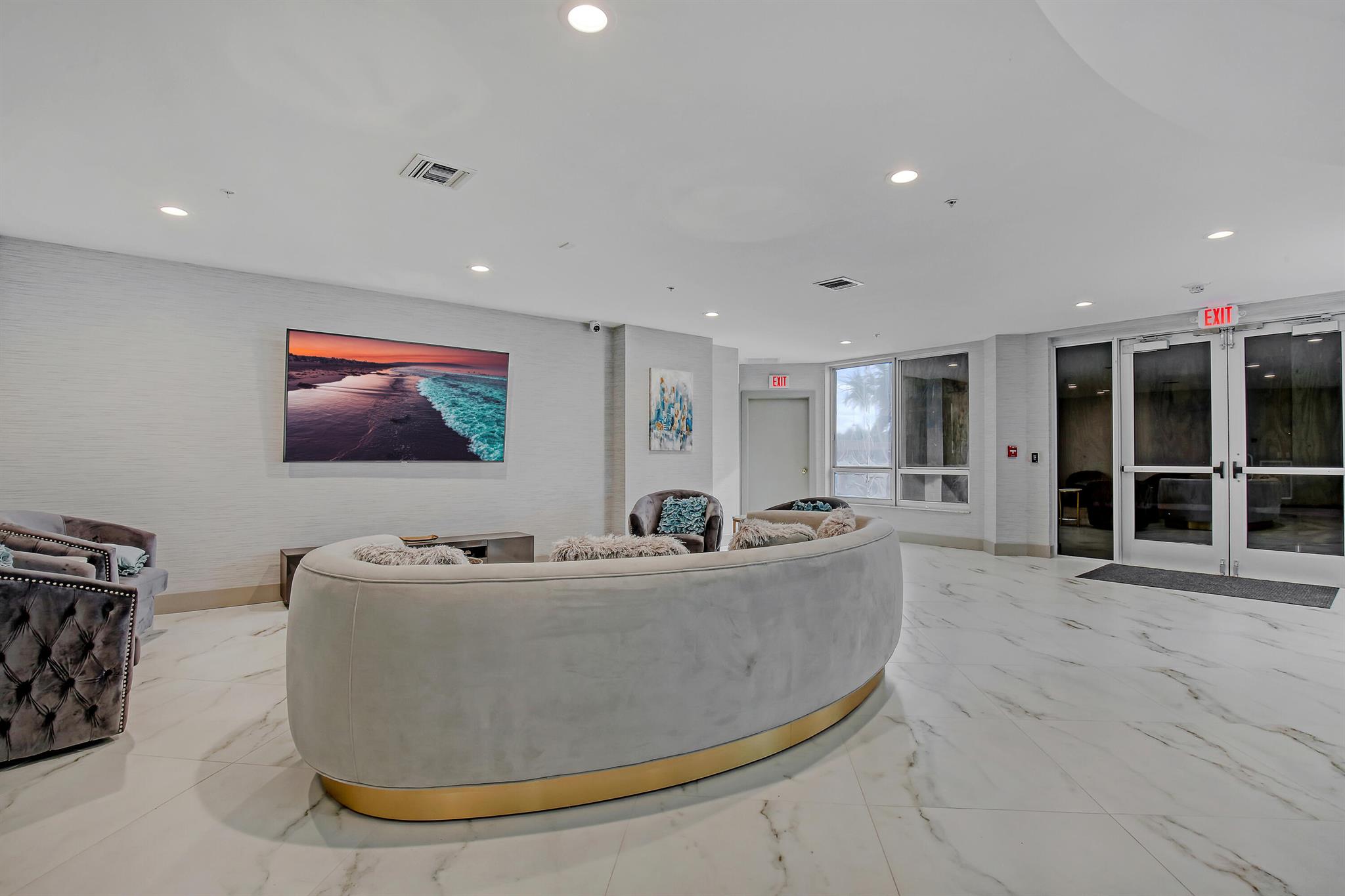 Corniche Condo - Residential Lease