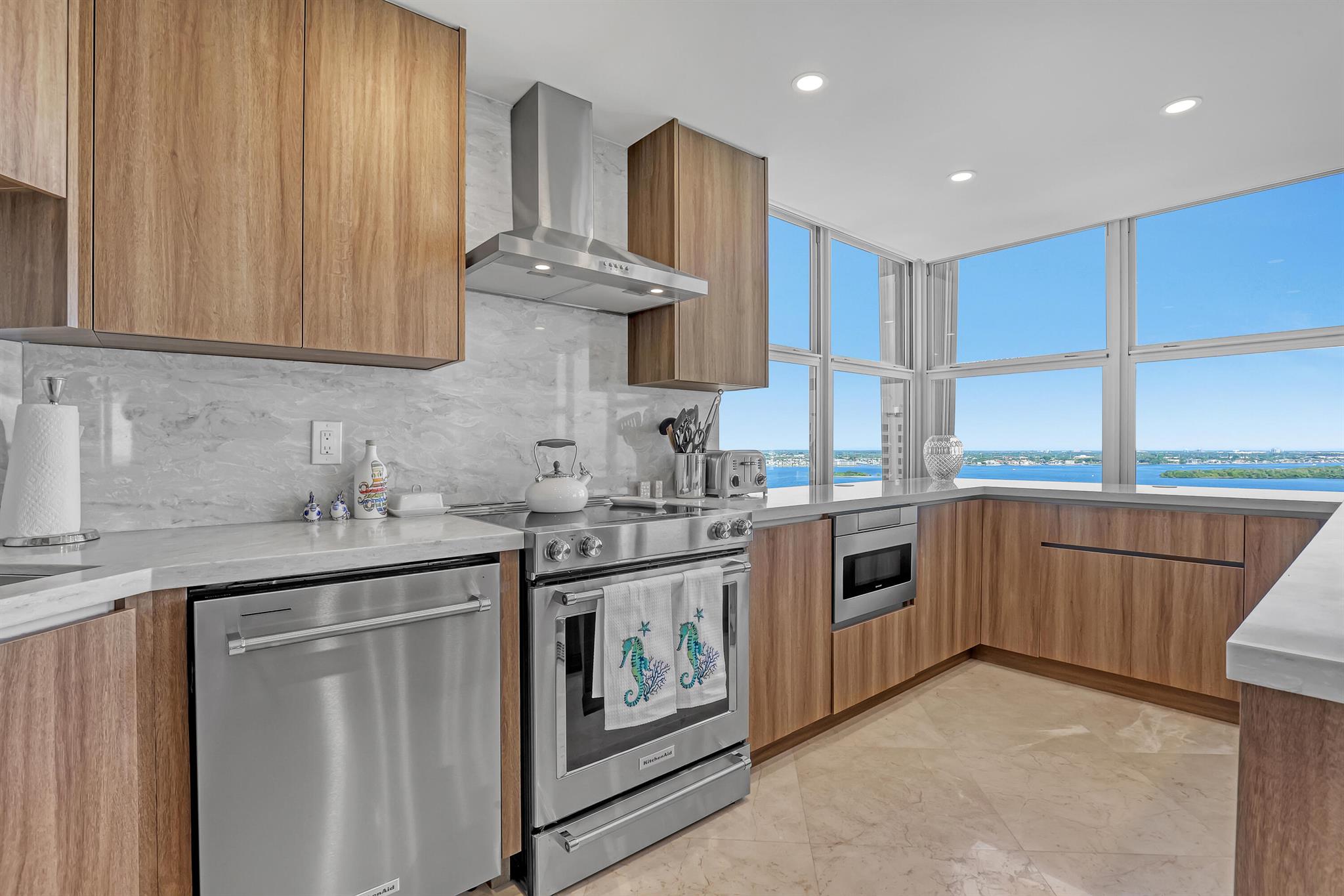 Corniche Condo - Residential Lease