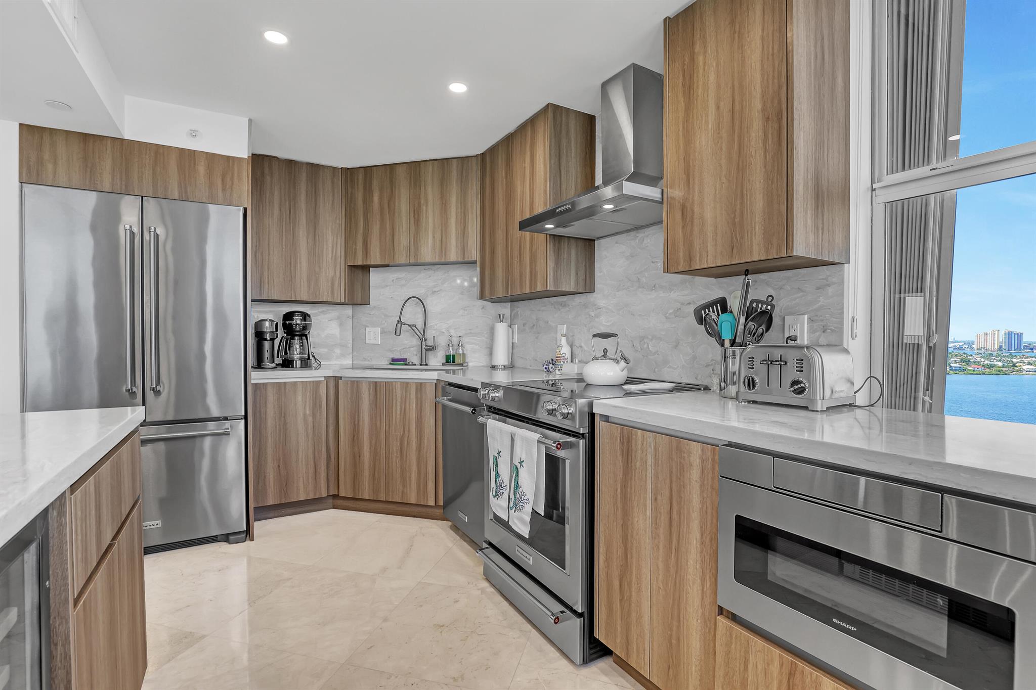Corniche Condo - Residential Lease