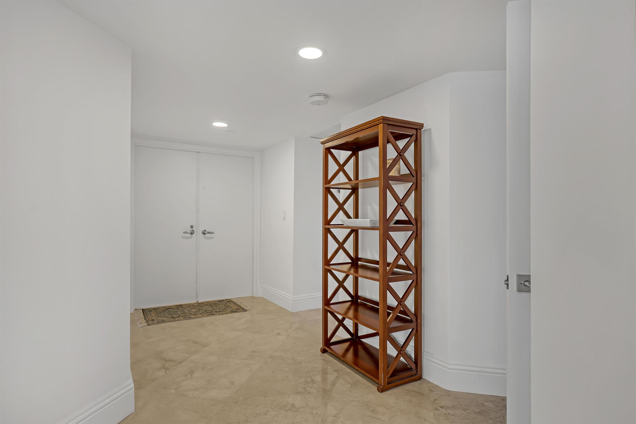 Corniche Condo - Residential Lease