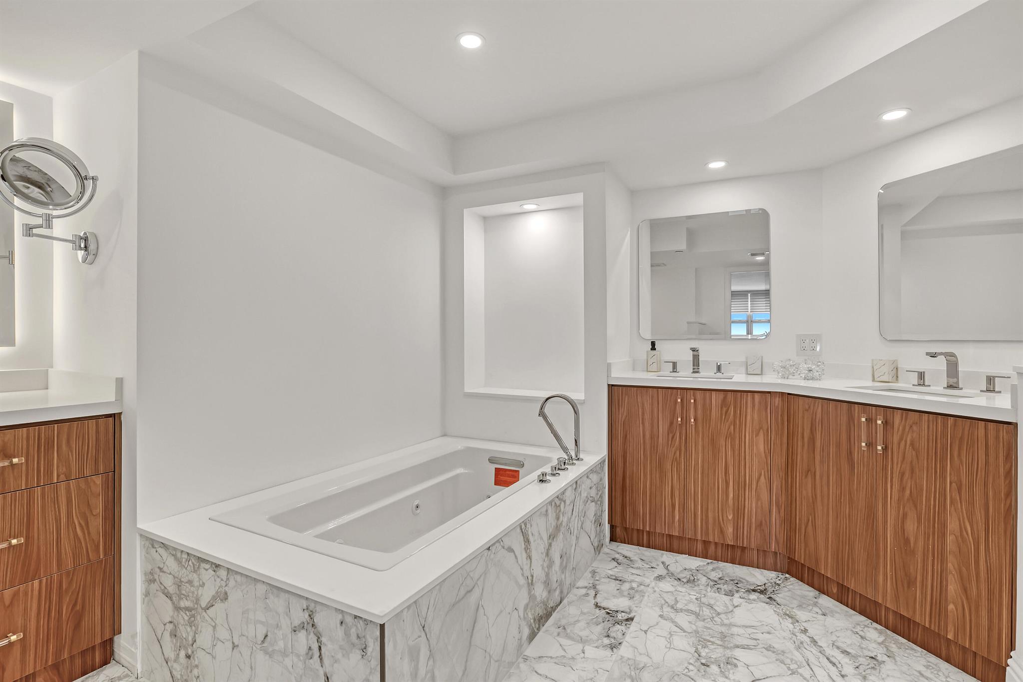 Corniche Condo - Residential Lease