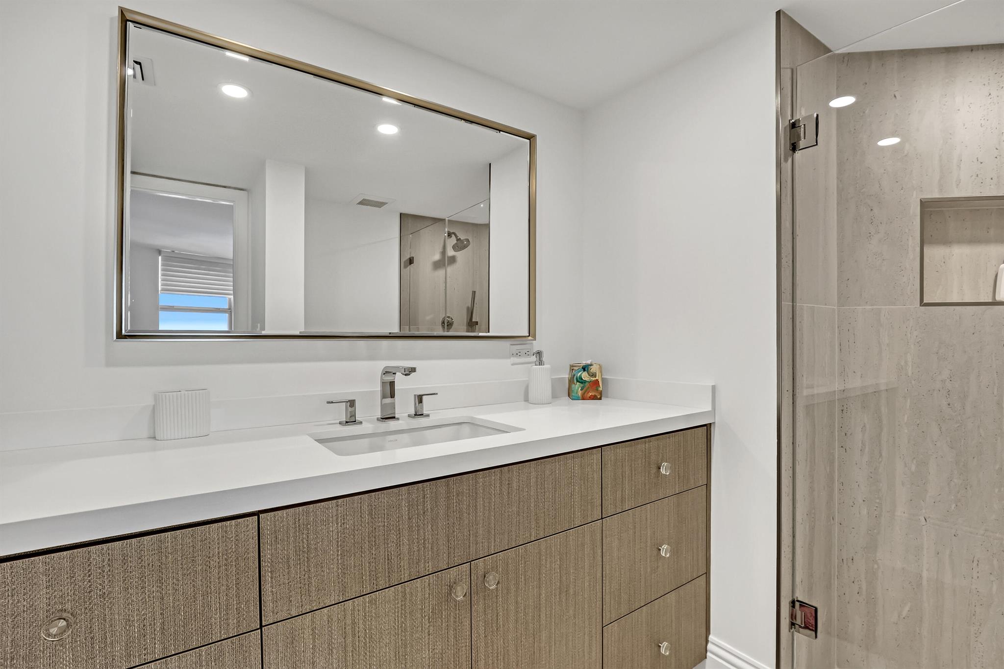 Corniche Condo - Residential Lease