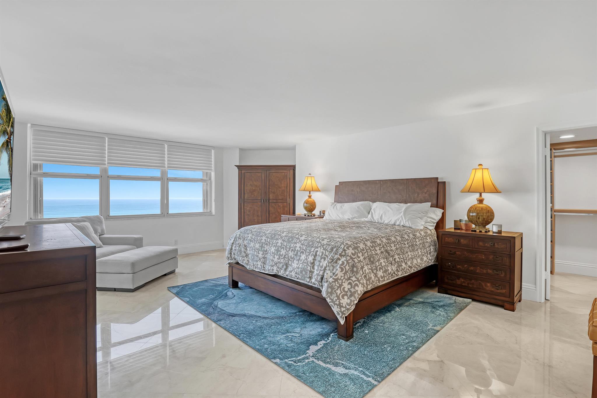 Corniche Condo - Residential Lease