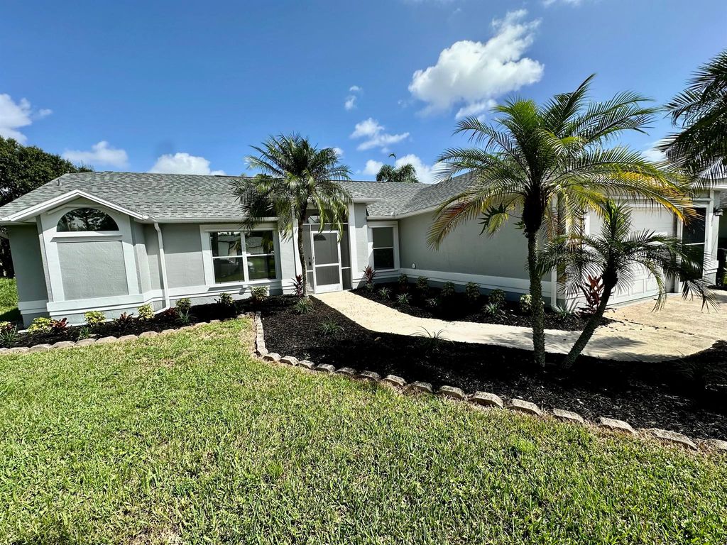 Photo of 1985 SW Leafy Road, Port St Lucie, FL 34953 (MLS # R10924314)