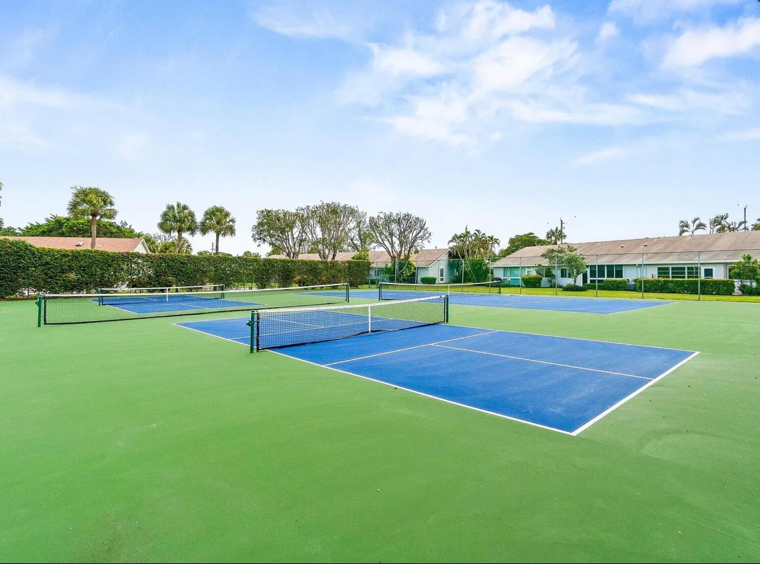 LAGO DEL REY NORTH CONDO - Residential