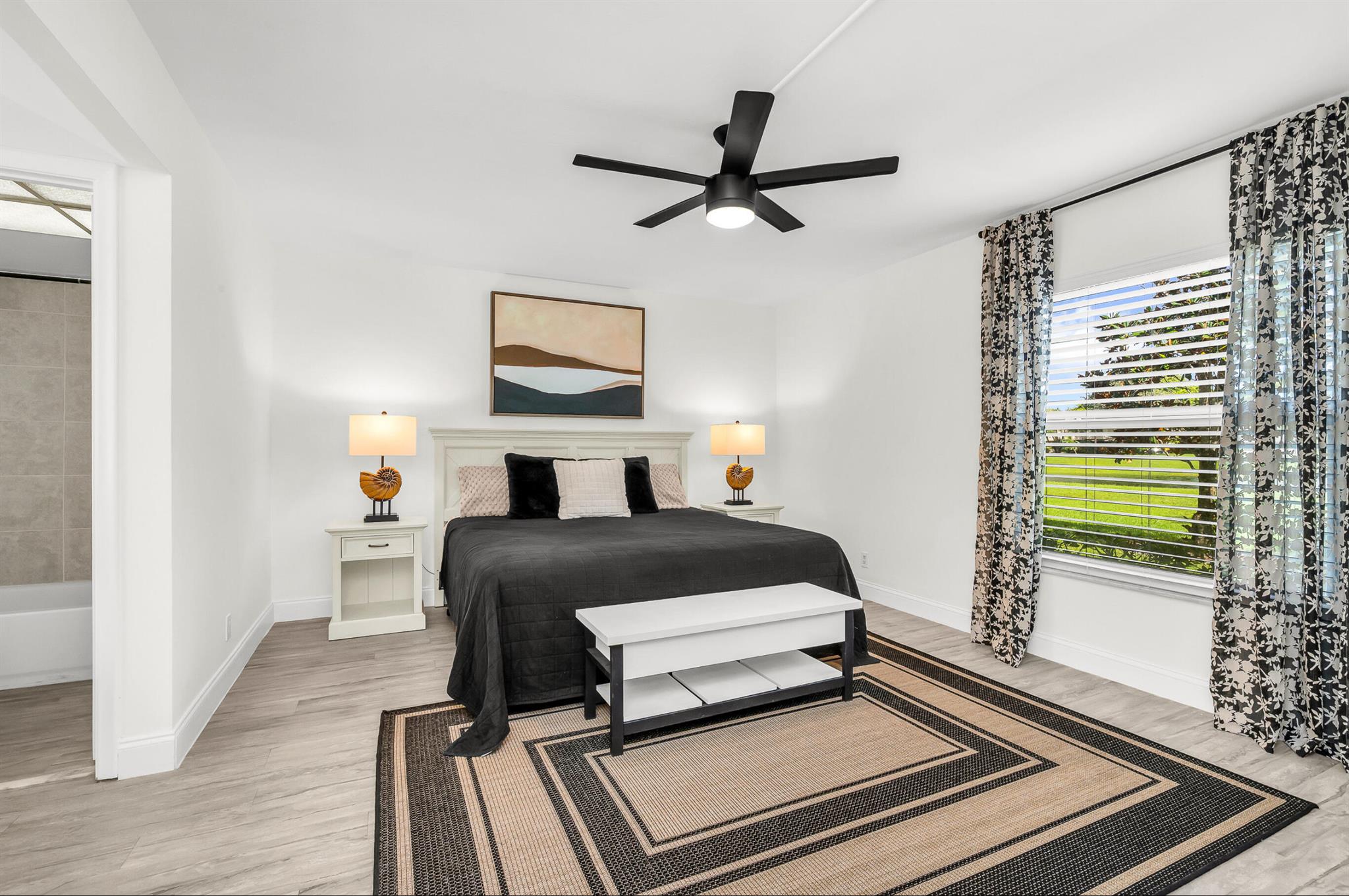 LAGO DEL REY NORTH CONDO - Residential