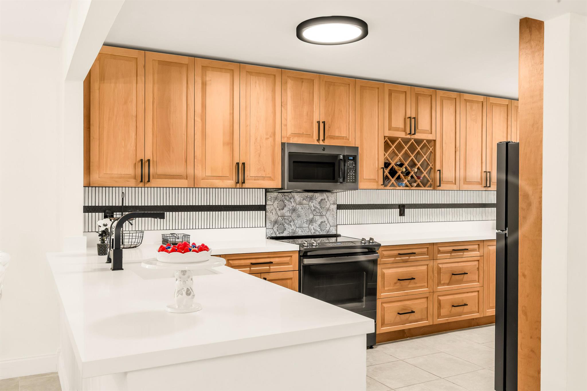 LAGO DEL REY NORTH CONDO - Residential