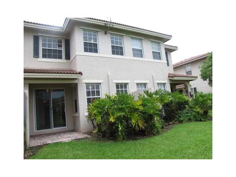 Las Brisas - Residential