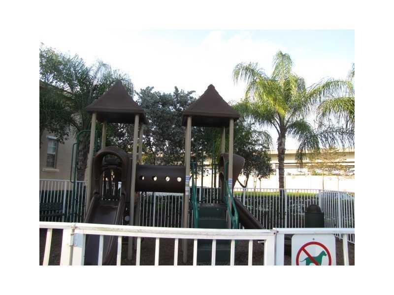 Las Brisas - Residential