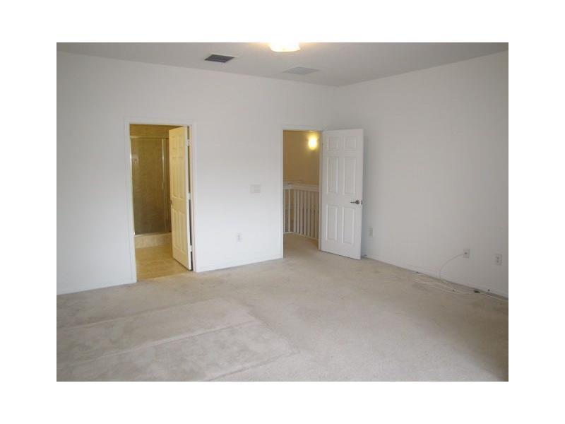 Las Brisas - Residential