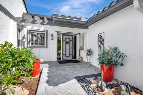 79 Hampshire Lane Boynton Beach FL 33436