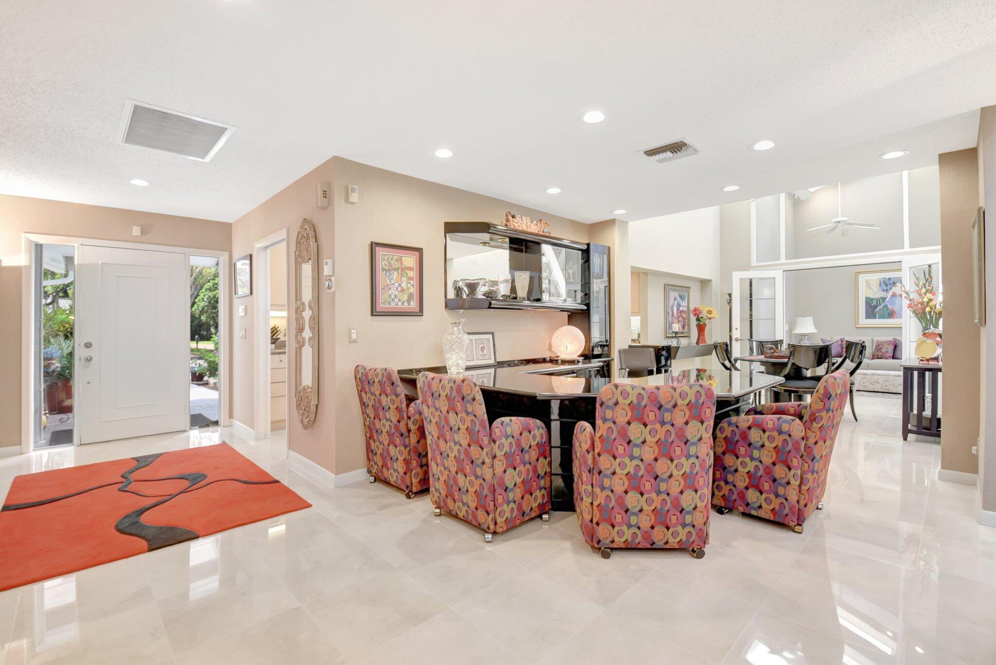 VILLAS OF HAMPSHIRE CONDO - Residential