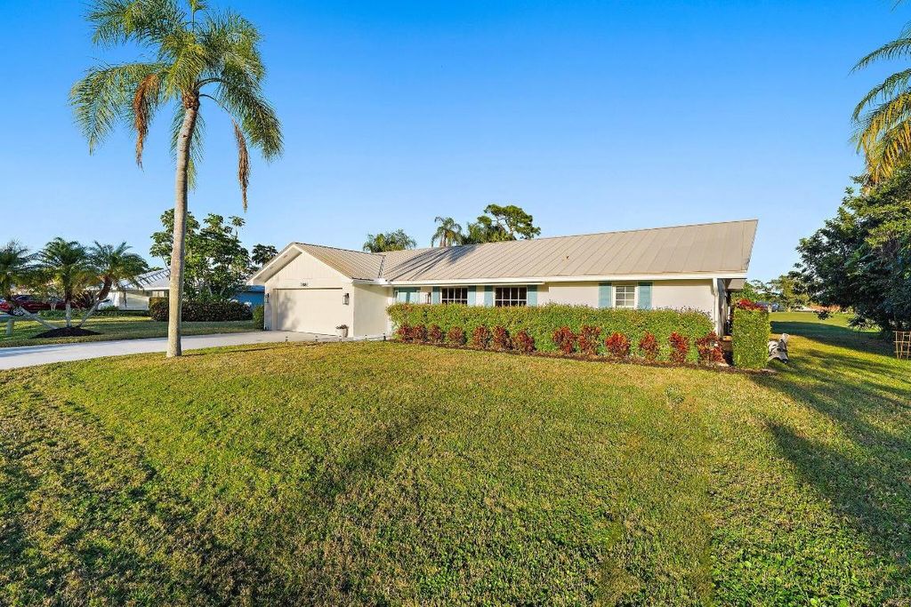 Photo of 3881 SE Fairway W, Stuart, FL 34997 (MLS # R11155913)