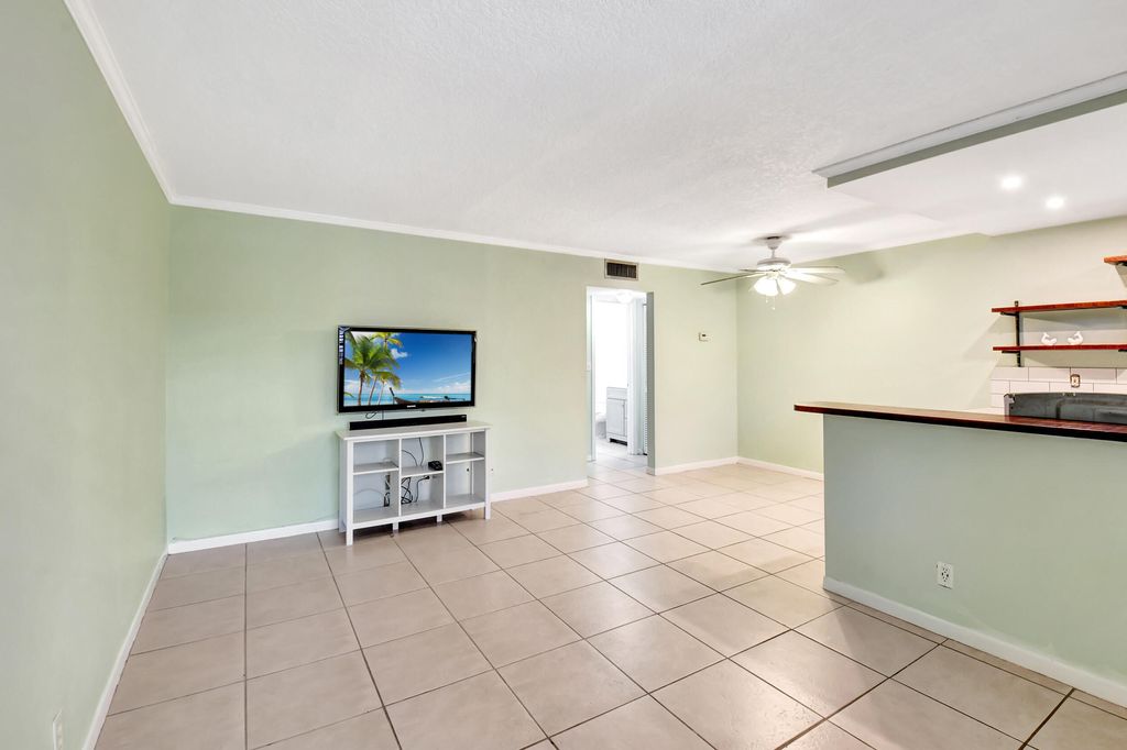 Photo of 205 NE 3rd Street #208, Boynton Beach, FL 33435 (MLS # R11169807)