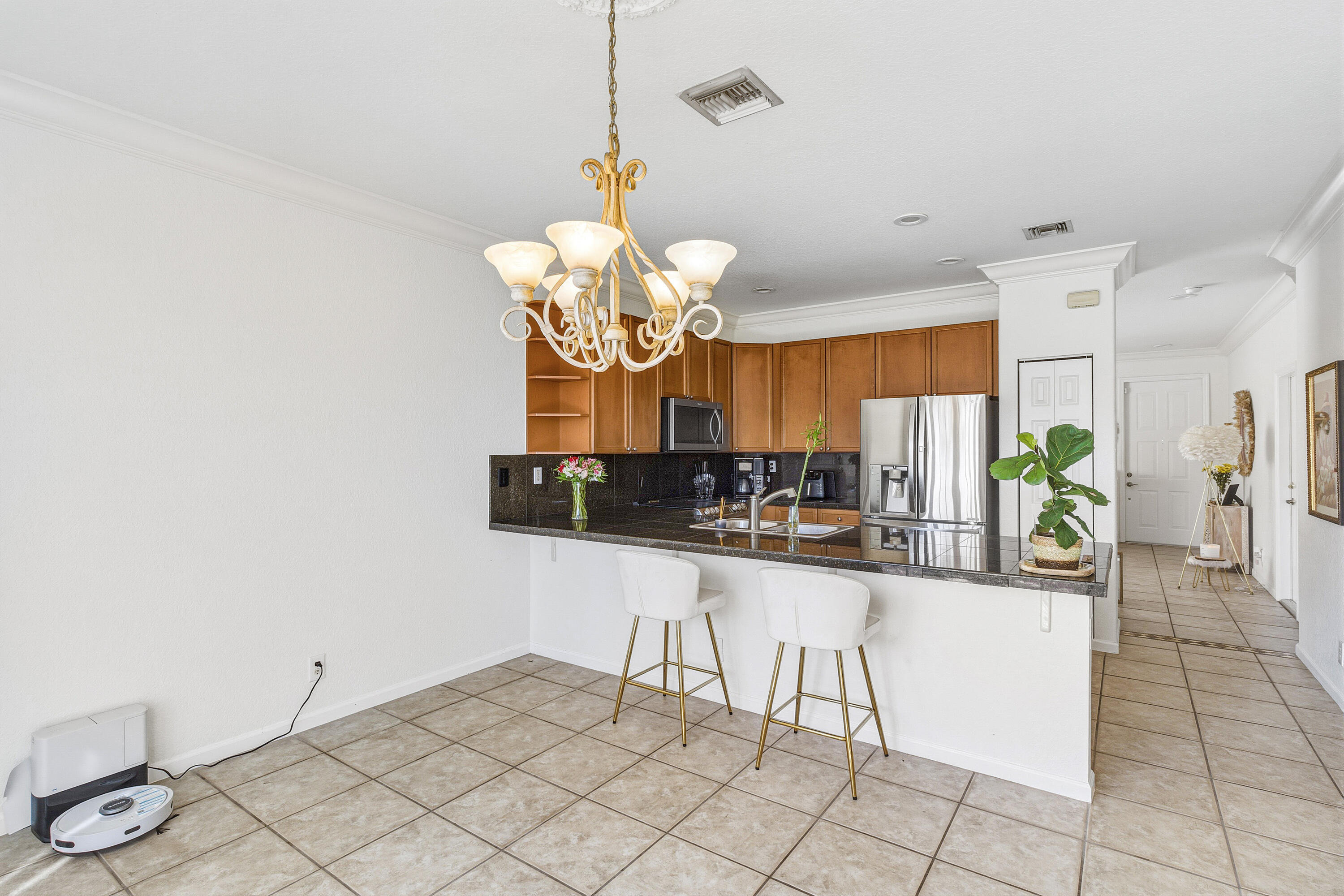 BRIGER PARS G, H AND J - Residential Lease