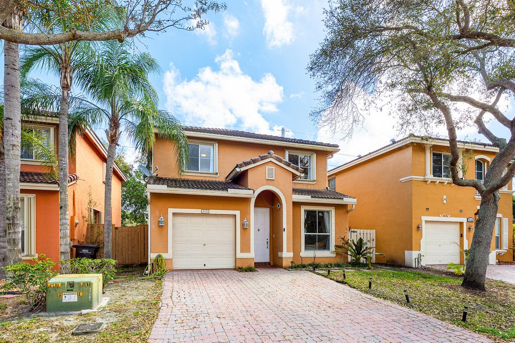 Photo of 4172 Lake Tahoe Circle, West Palm Beach, FL 33409 (MLS # B26006794)