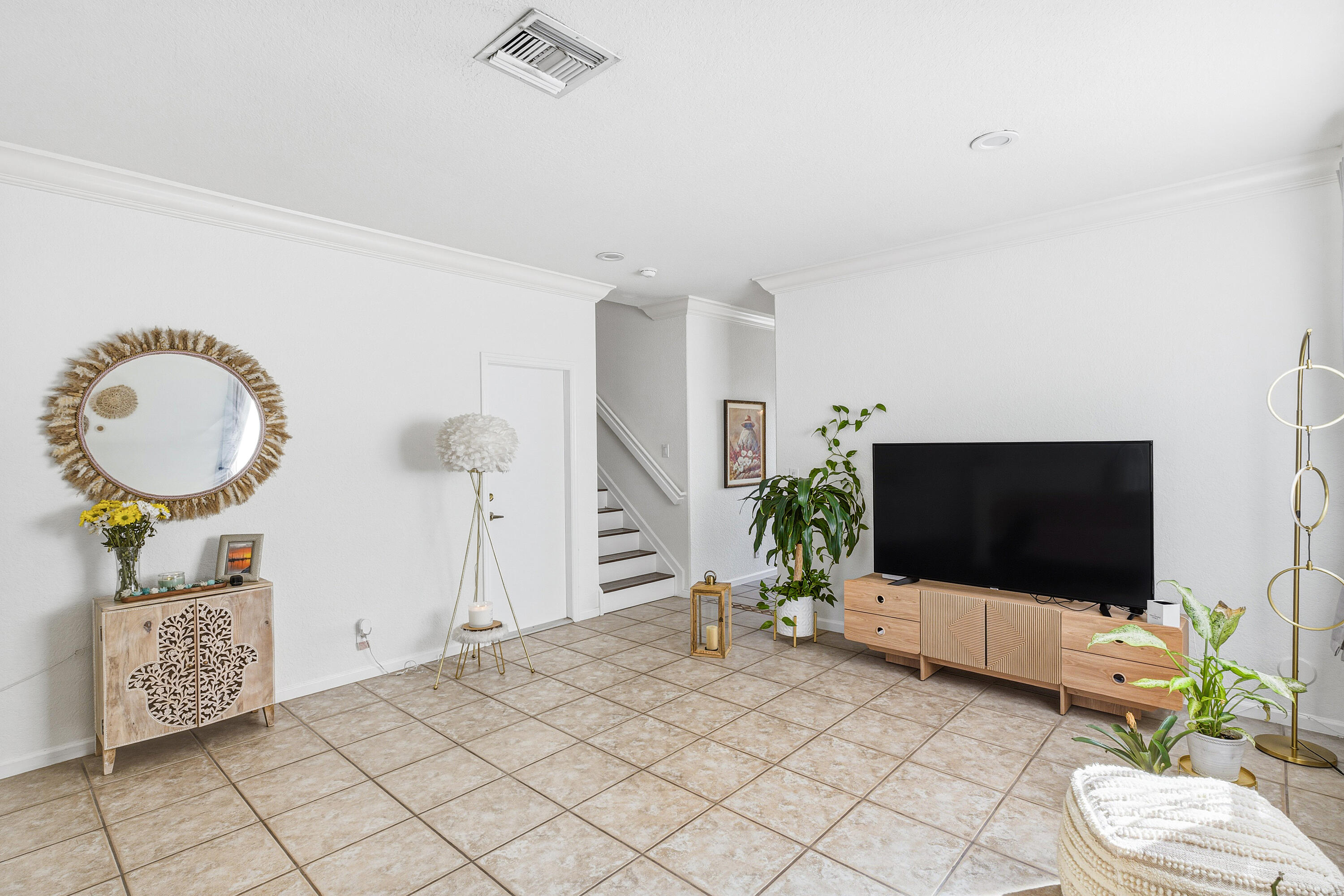 BRIGER PARS G, H AND J - Residential Lease