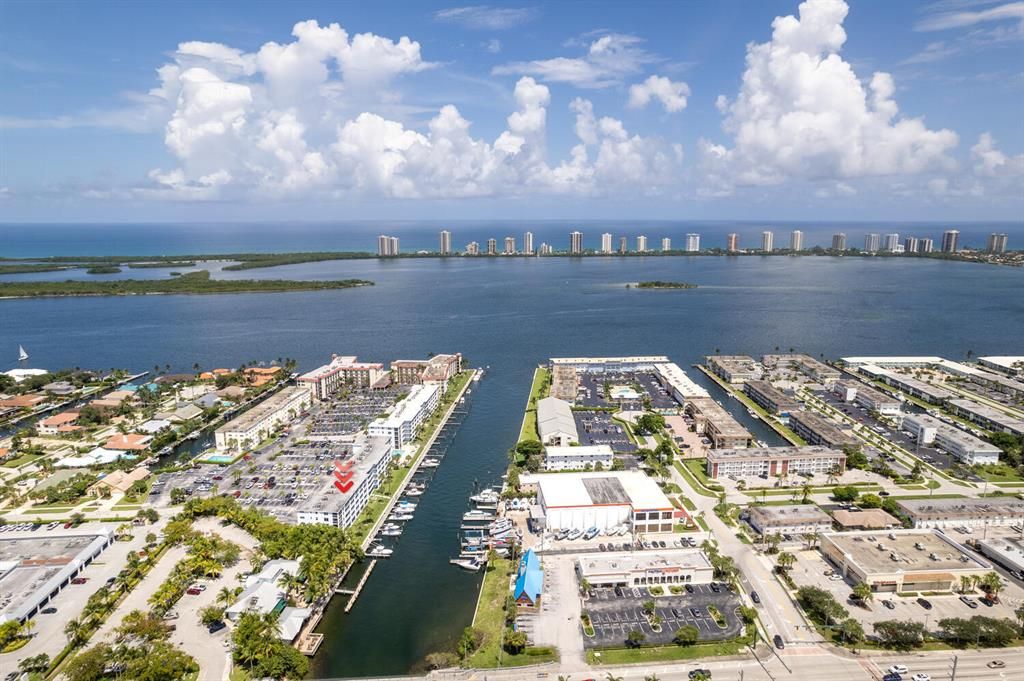 Photo of 108 Paradise Harbour Boulevard #111, North Palm Beach, FL 33408 (MLS # R10739667)