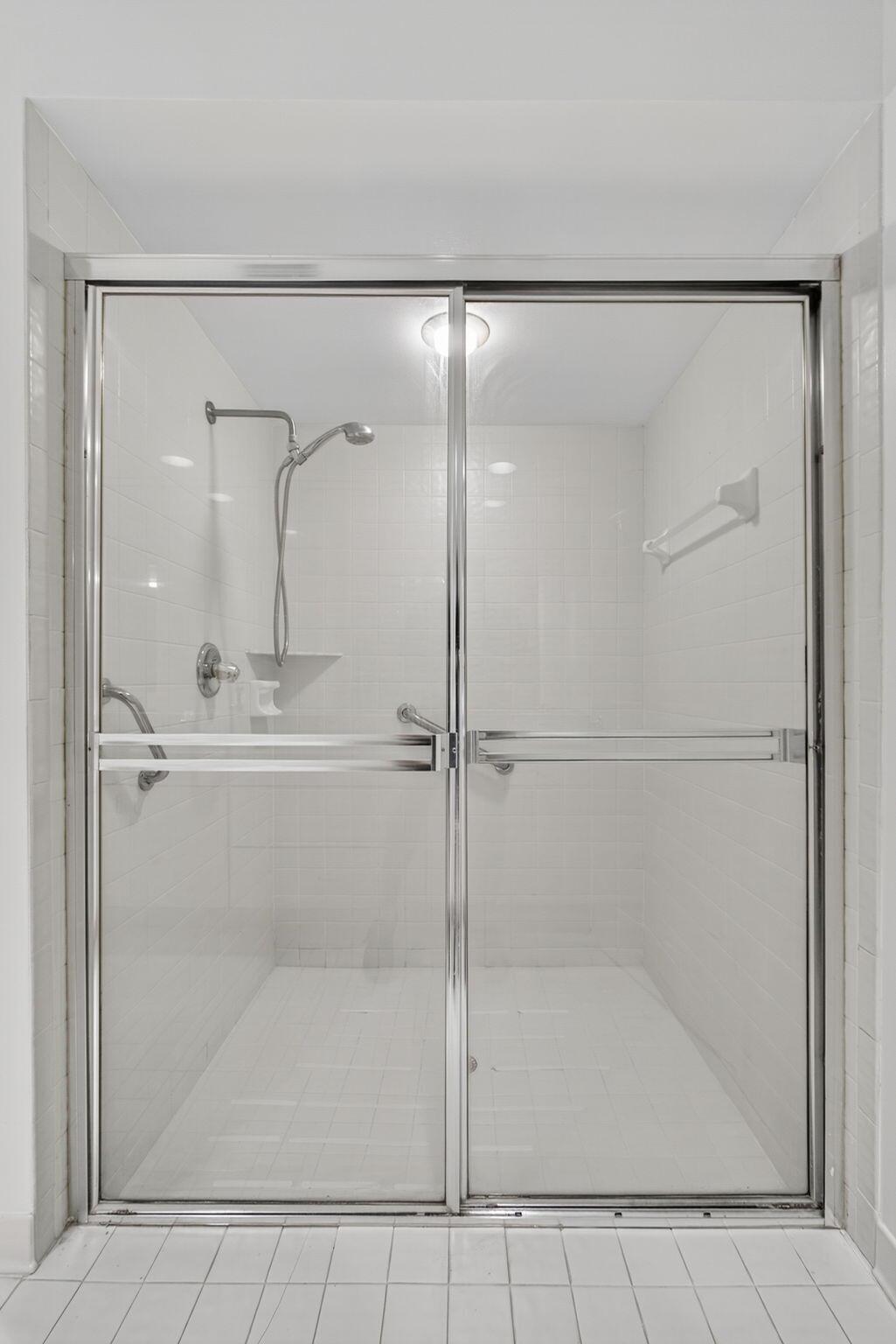 VILLAGE WALK - Residential