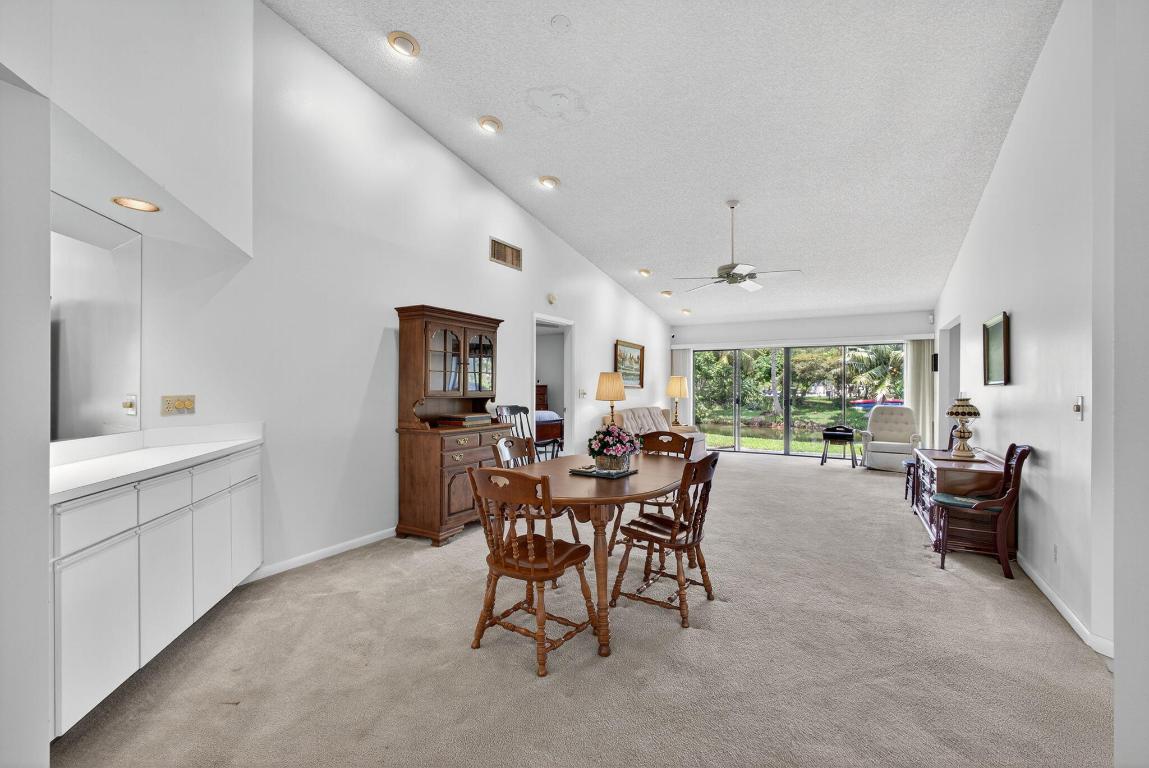 VILLAGE WALK - Residential