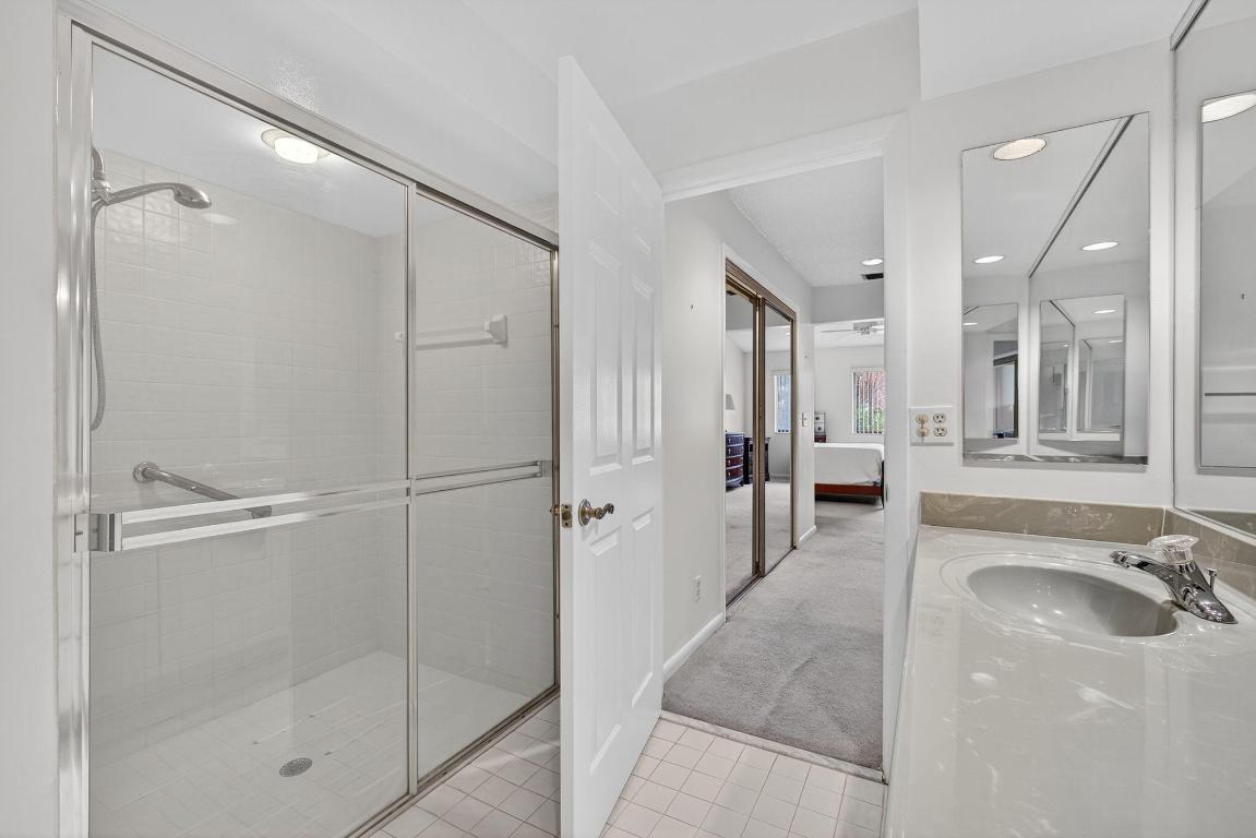 VILLAGE WALK - Residential