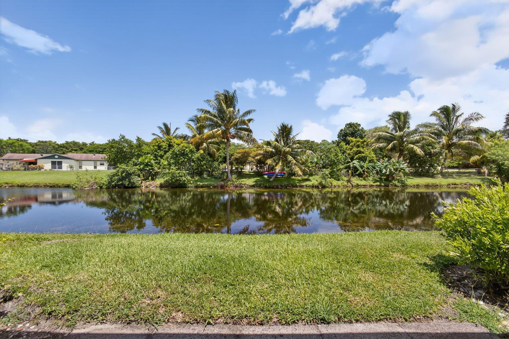 VILLAGE WALK - Residential