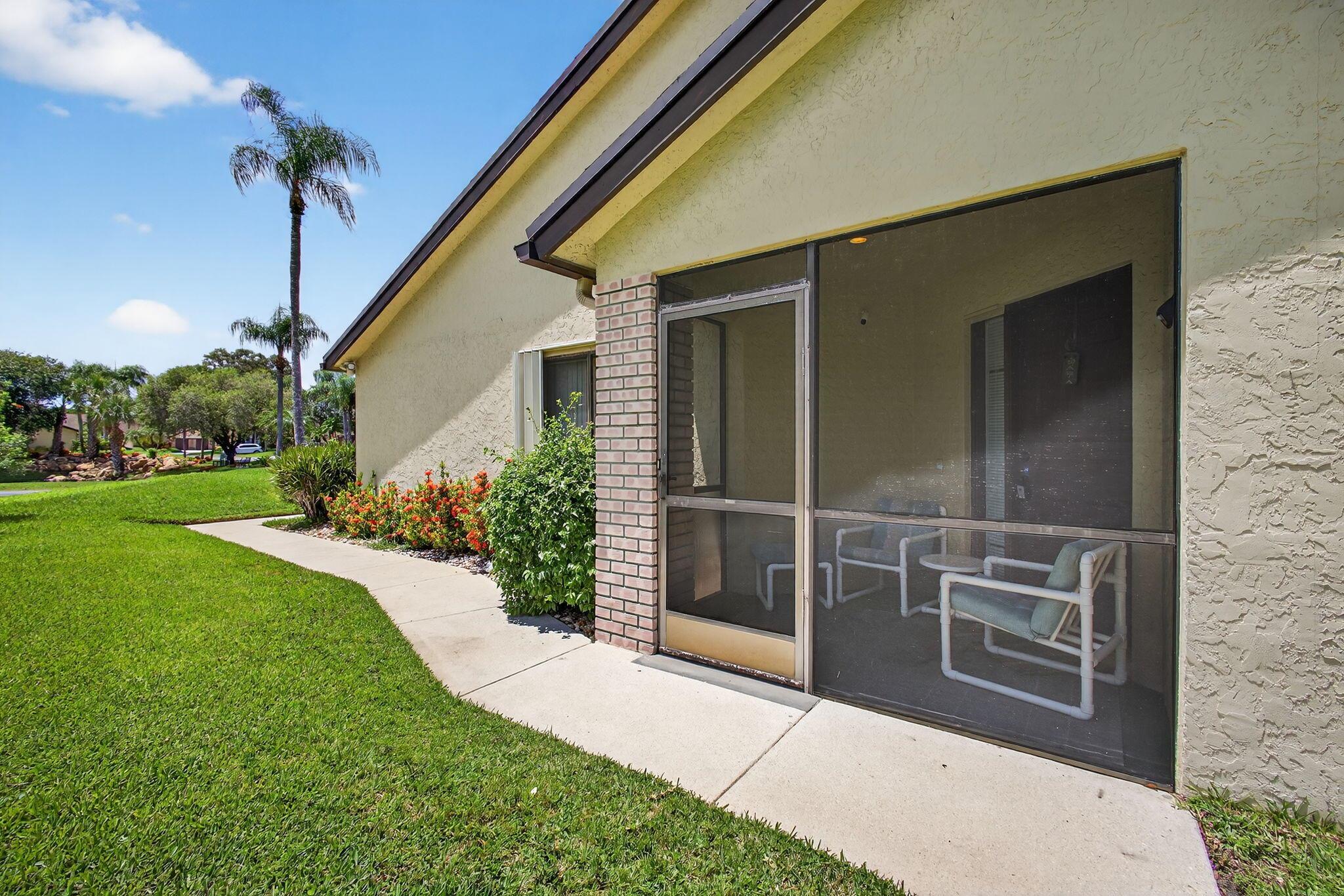 VILLAGE WALK - Residential