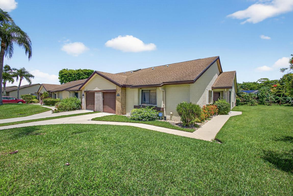 VILLAGE WALK - Residential