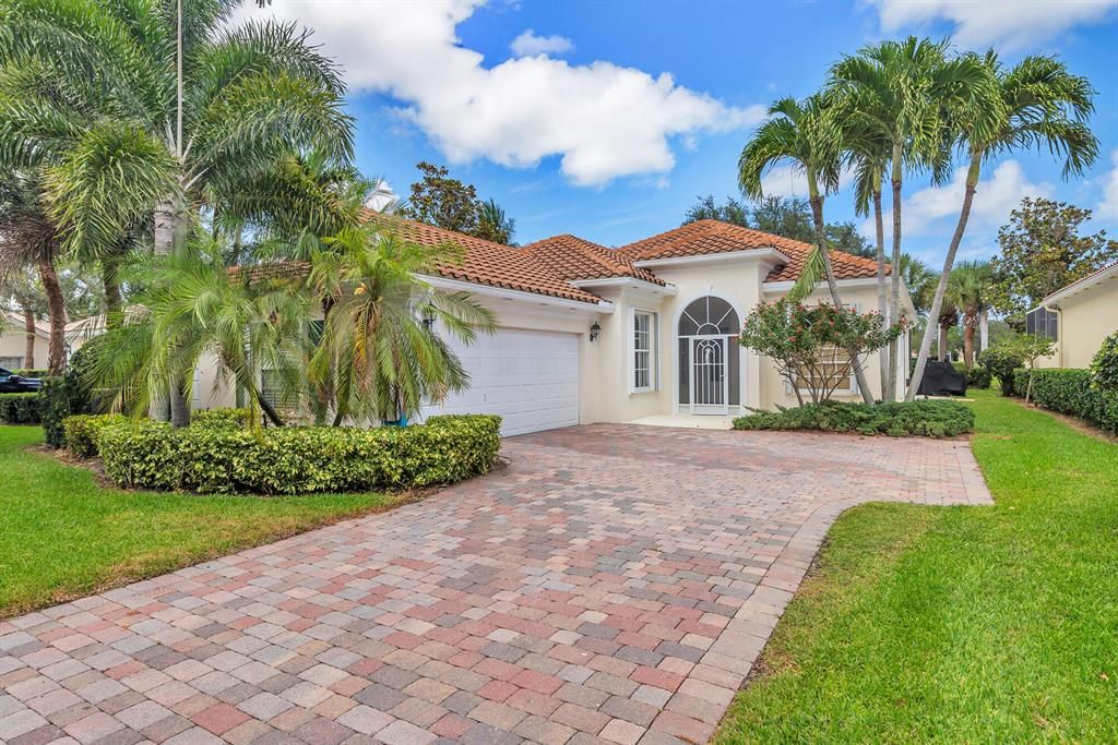 Photo of 510 Grand Banks Road, Palm Beach Gardens, FL 33410 (MLS # R10890497)
