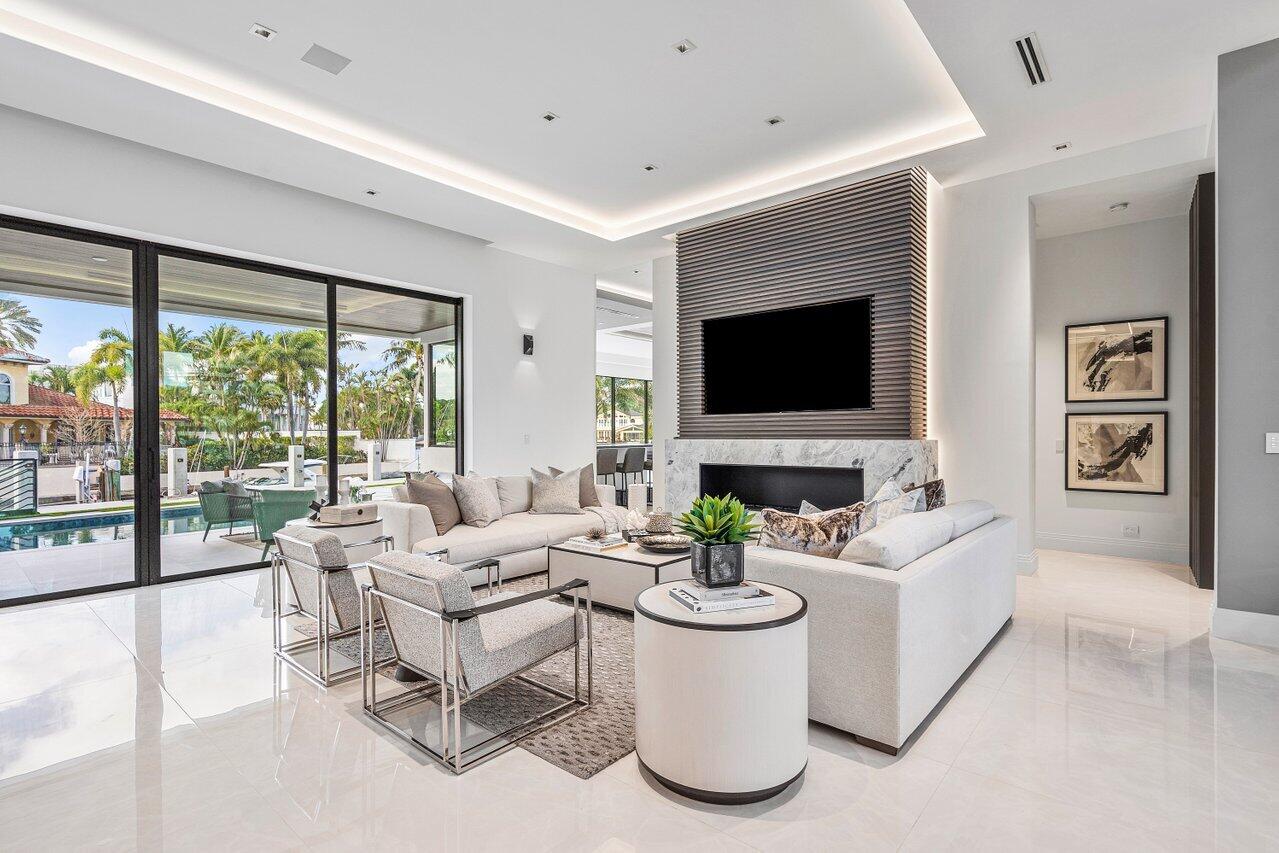 SUN AND SURF CLUB COMMUNITY - Residential