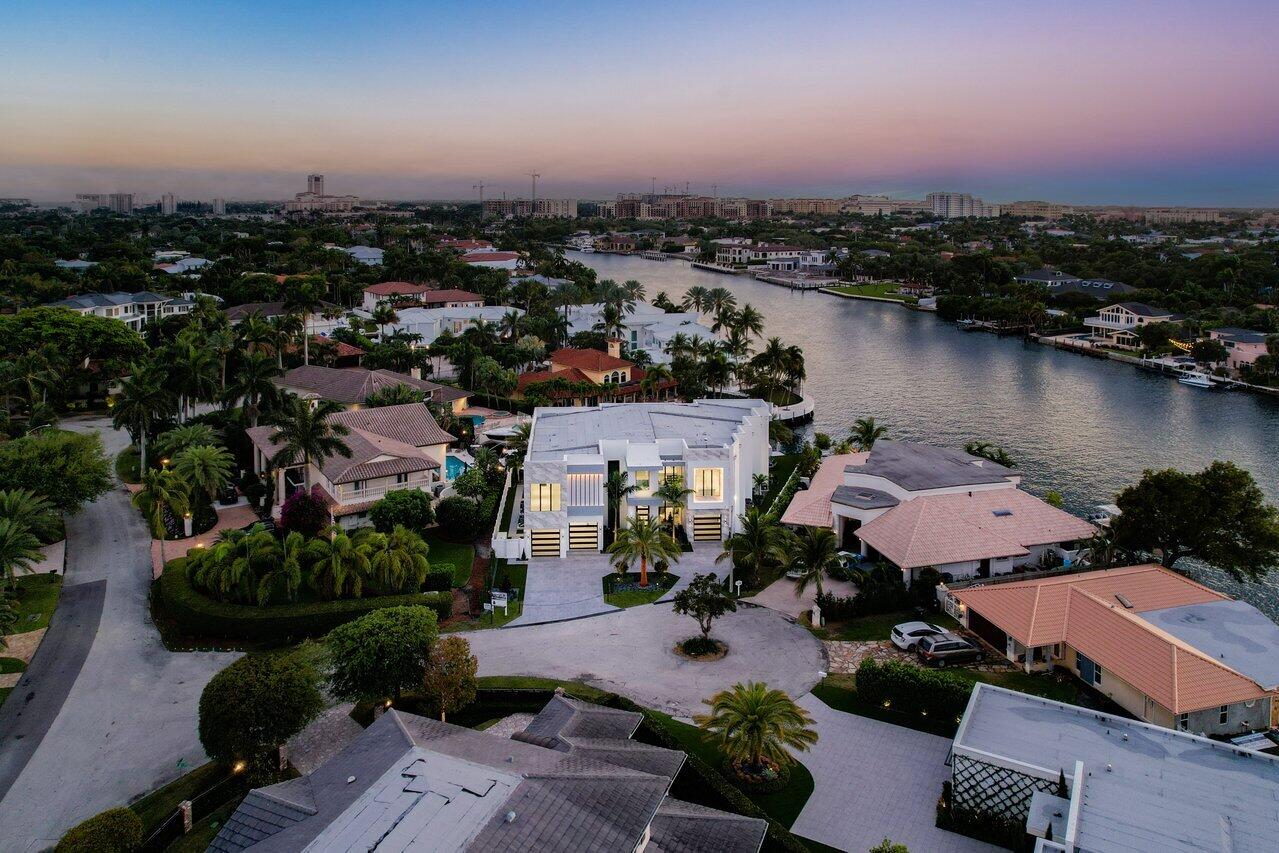 SUN AND SURF CLUB COMMUNITY - Residential